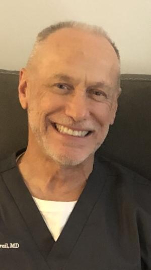 Dr. Steven Muscoreil Scholarship Opens Nationwide Opportunity for Future Physicians
