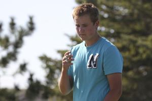 Golf teams compete in Casper, Jaxon Burr gets his second win of the season