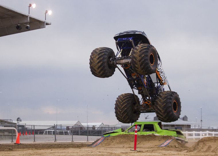 Mega Monster Truck Tour 2014 | Sports | gillettenewsrecord.com