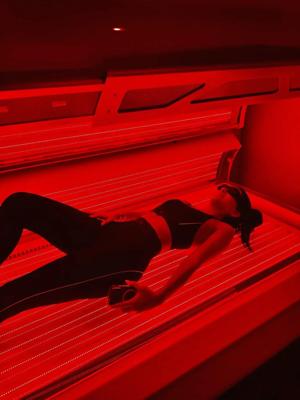 Naturally Bronzed Opens Red Light and Hydrogen Studio in Great Neck