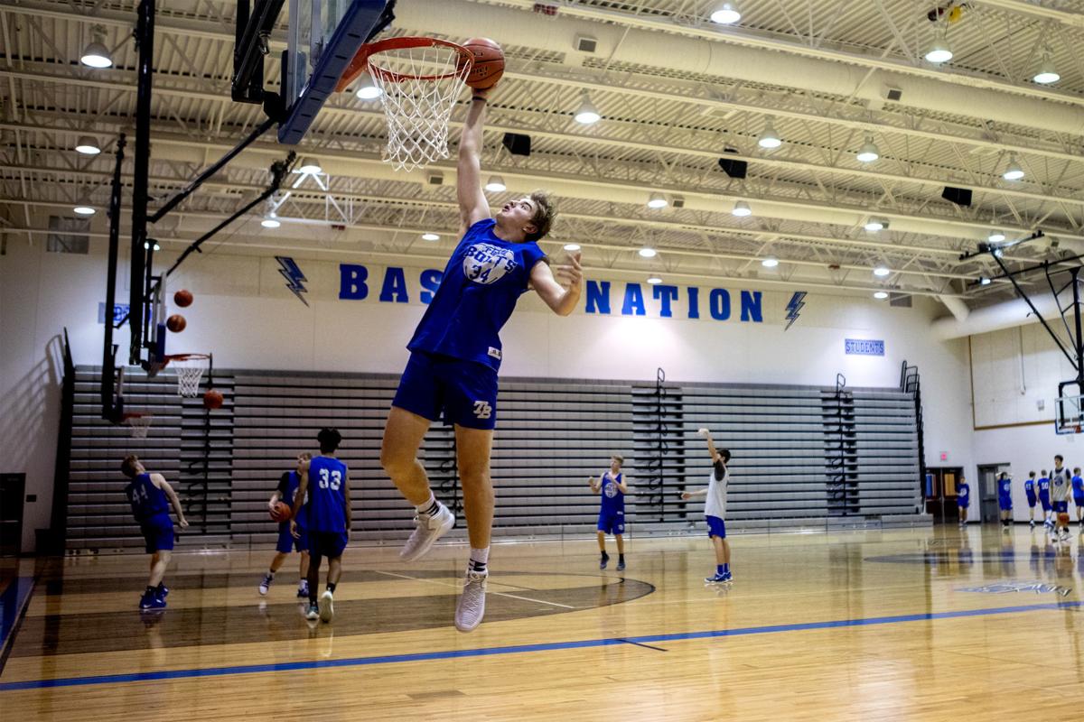 Bolts Charged Up For A New Hoops Season High School