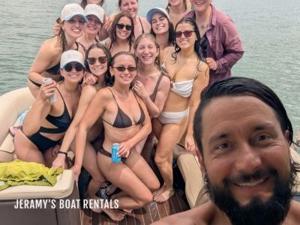 Jeramy’s Boat Rental Shares What to Expect from a Boat Rental with Captain in Lake Travis for Family and Group Outings