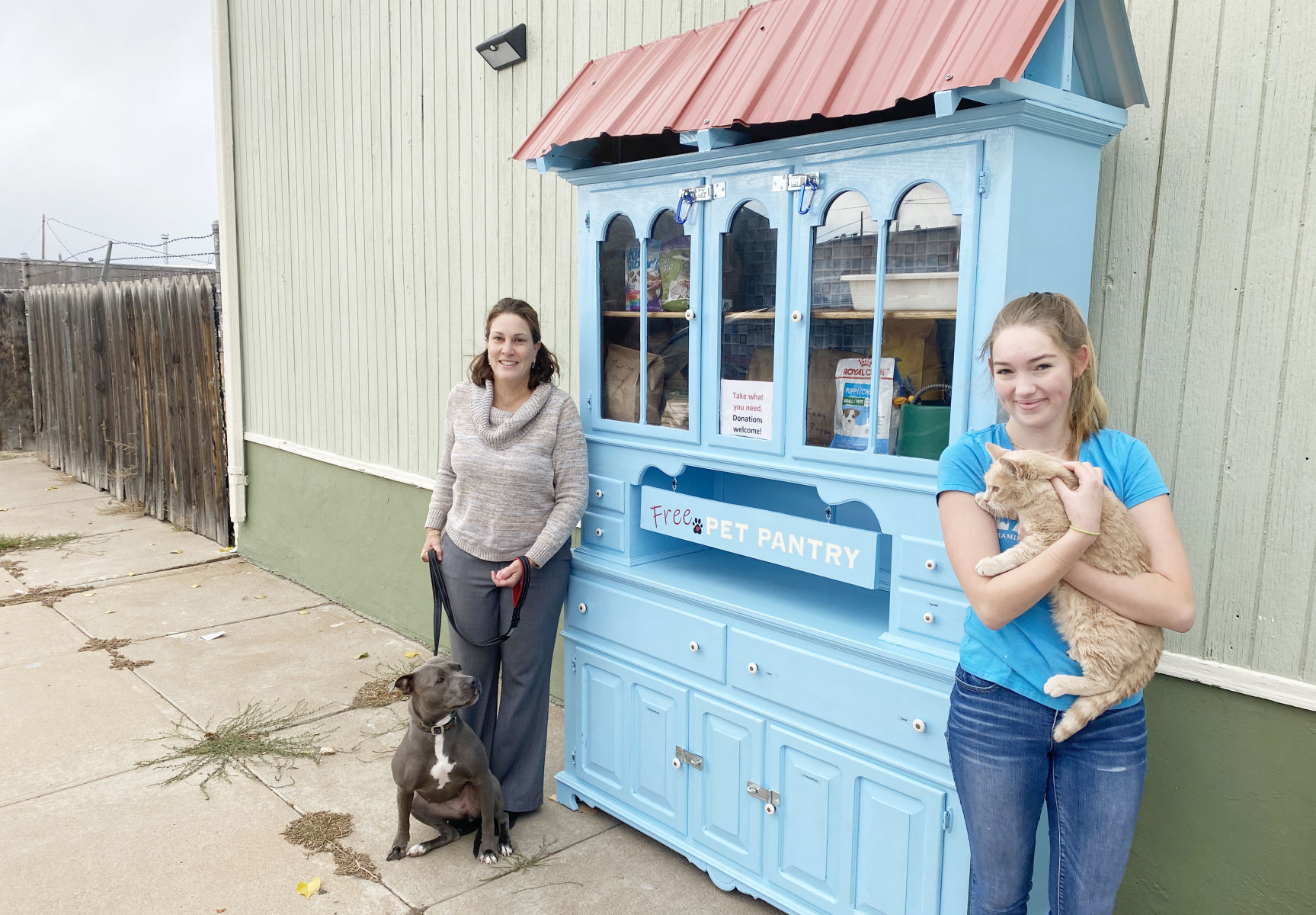 Laramie woman sets up Free Little Pet Pantry Wyoming