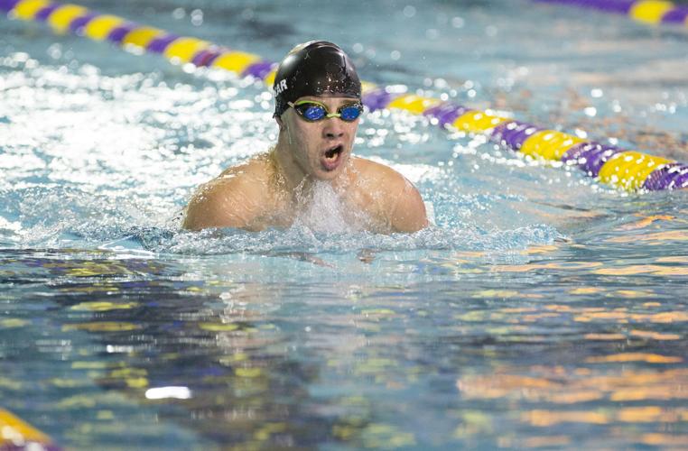 022617-spt-swimmingfinals03e