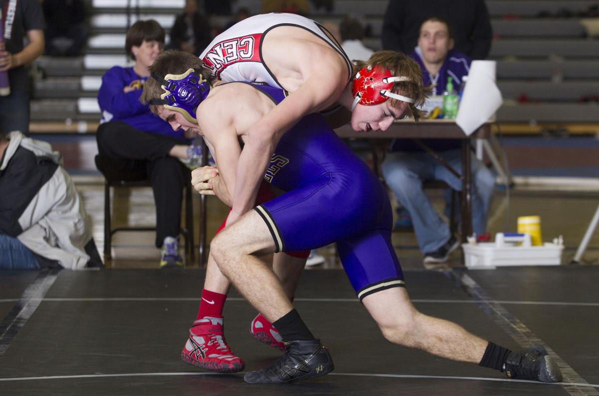 Camels start Pat Weede Wrestling Tournament 22 High School