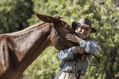 "Man and His Mules Cross America on Path Set by Dental Floss" Douglas Budget (Wy) Newspaper Article