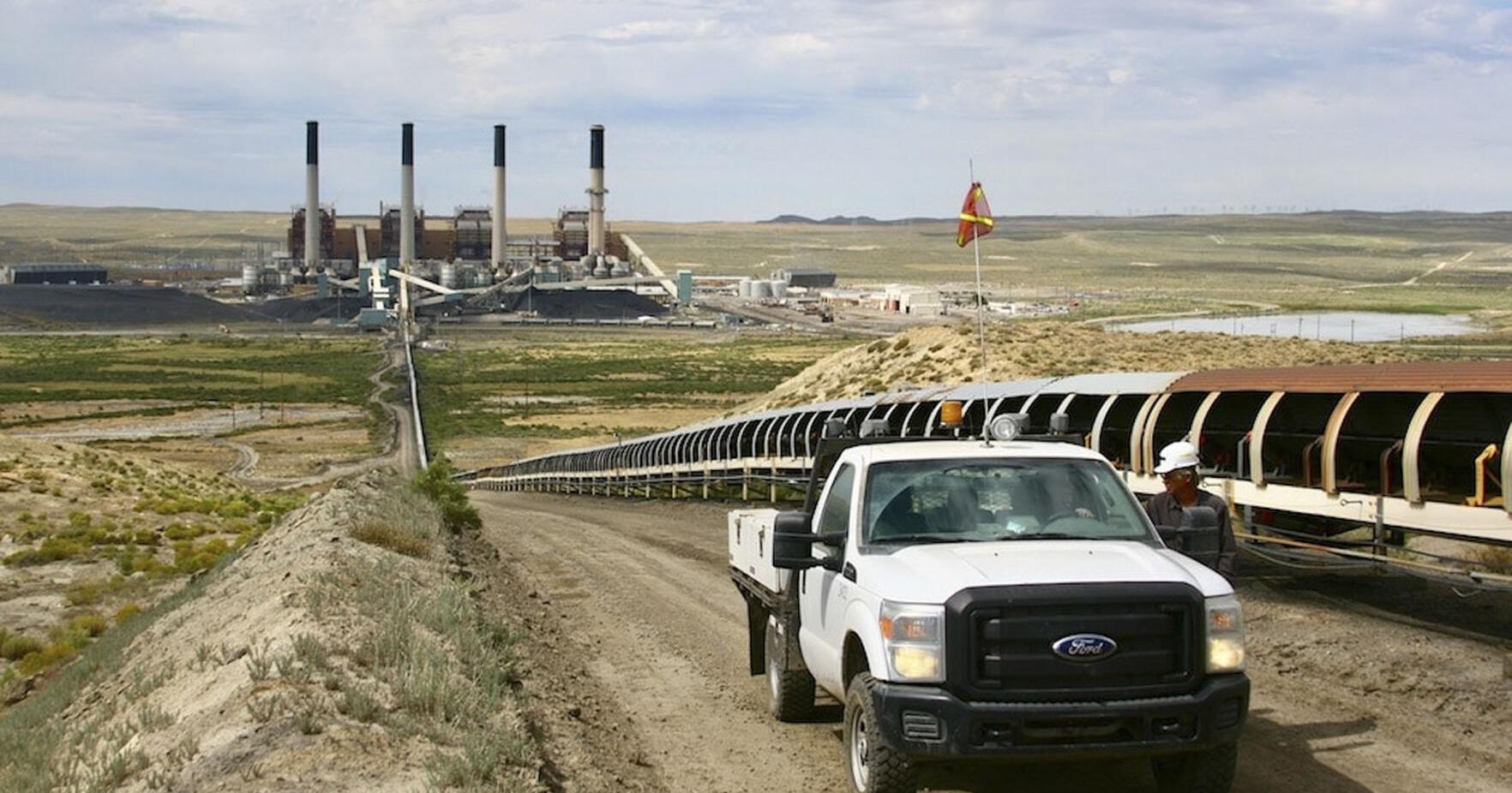 PacifiCorp sues Wyoming regulators who rejected major electric rate hike - Vimarsana News