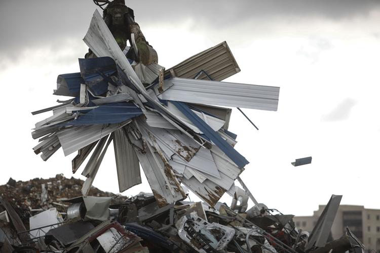 Meadowlark Elementary sixth graders spearhead inschool recycling