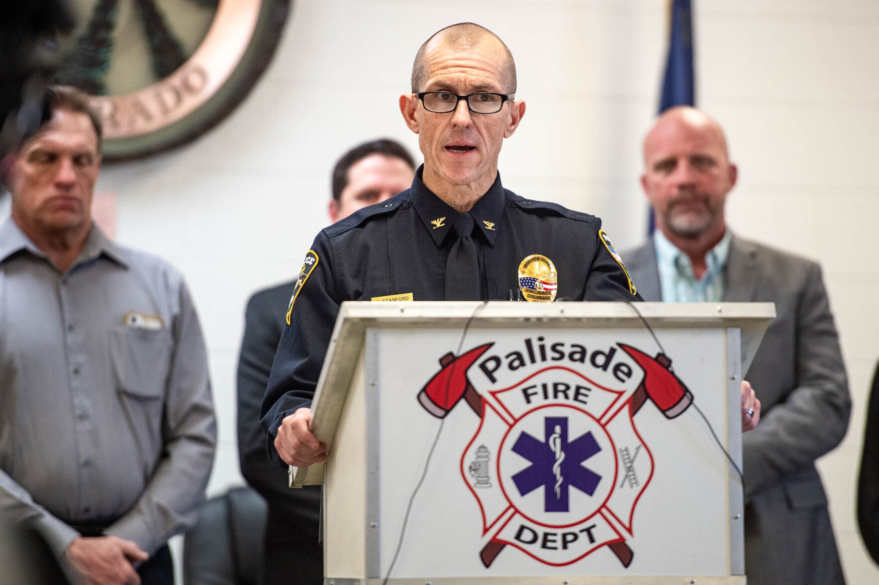 Victim, suspect in Palisade apartment explosion ID'd Breaking