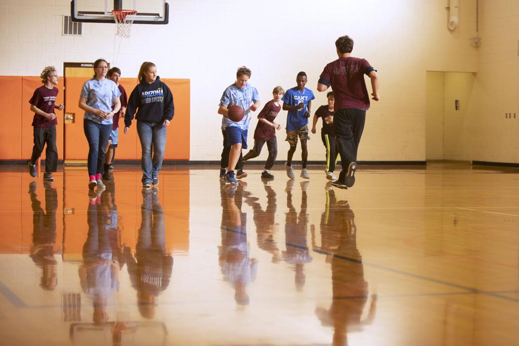 Special Needs Students Hoop It Up Western Colorado Gjsentinel Com