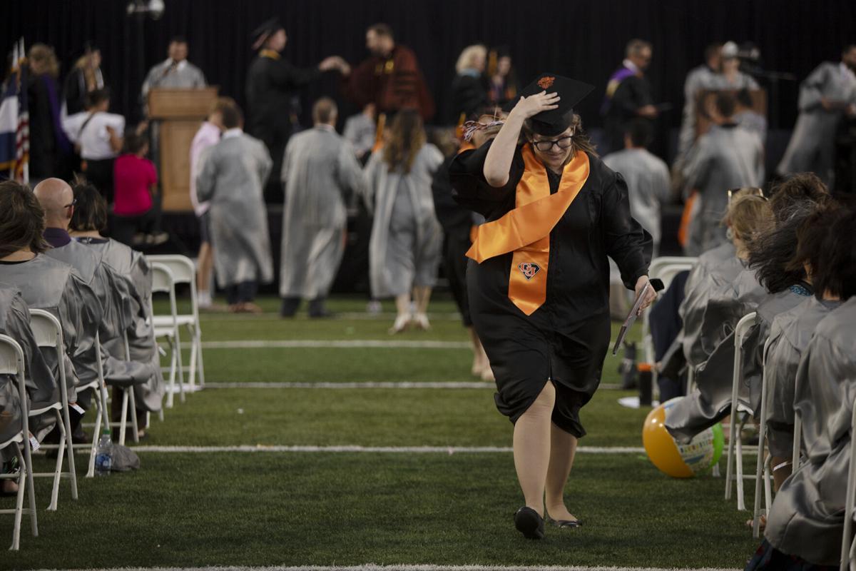051921-fea-gjhsgrad37-ml