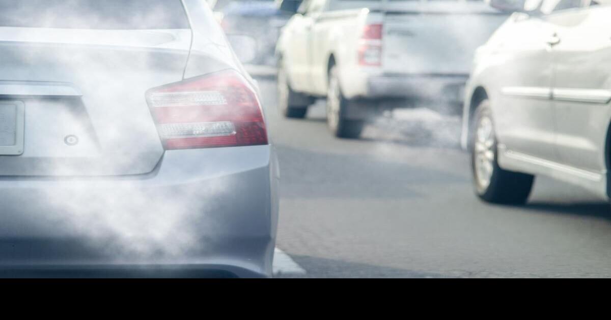 Highway Exhaust Linked to Depression in Women | Health and Wellness