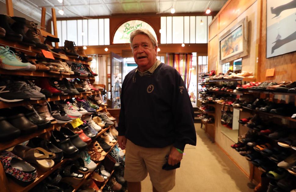 Stepping out Benge�s Shoe Store closing after 109 years