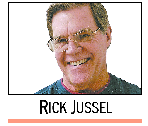 Jussel: Expect Raiders to run over Broncos again, Columns