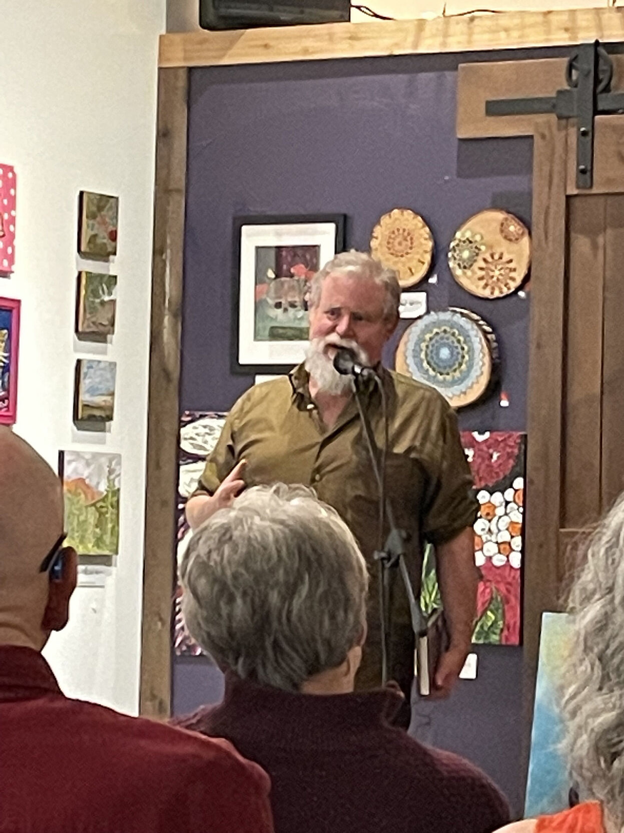 Author Craig Childs helps readers explore desert landscapes Western