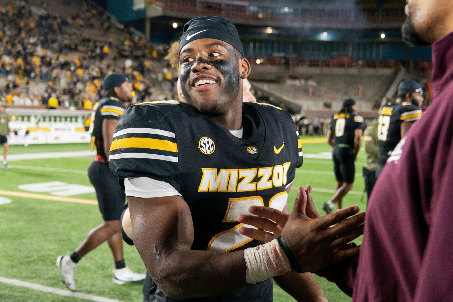 All-American RB Ahmad Hardy discharged after shooting, heads back to ...