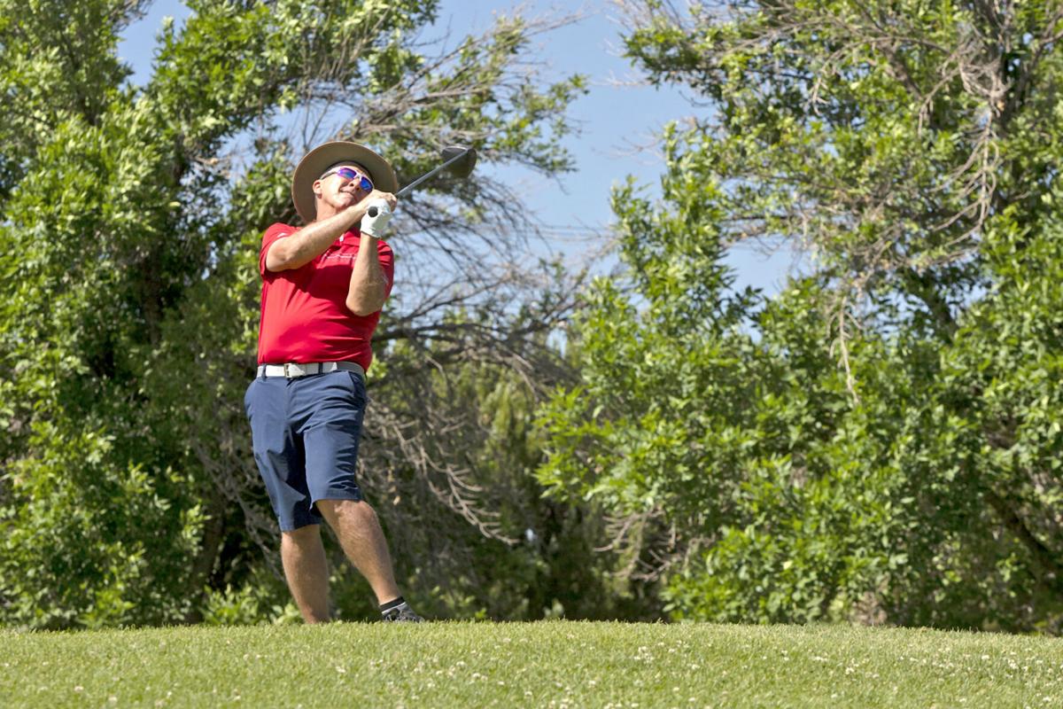 060520-sports-cwagolf04-ml