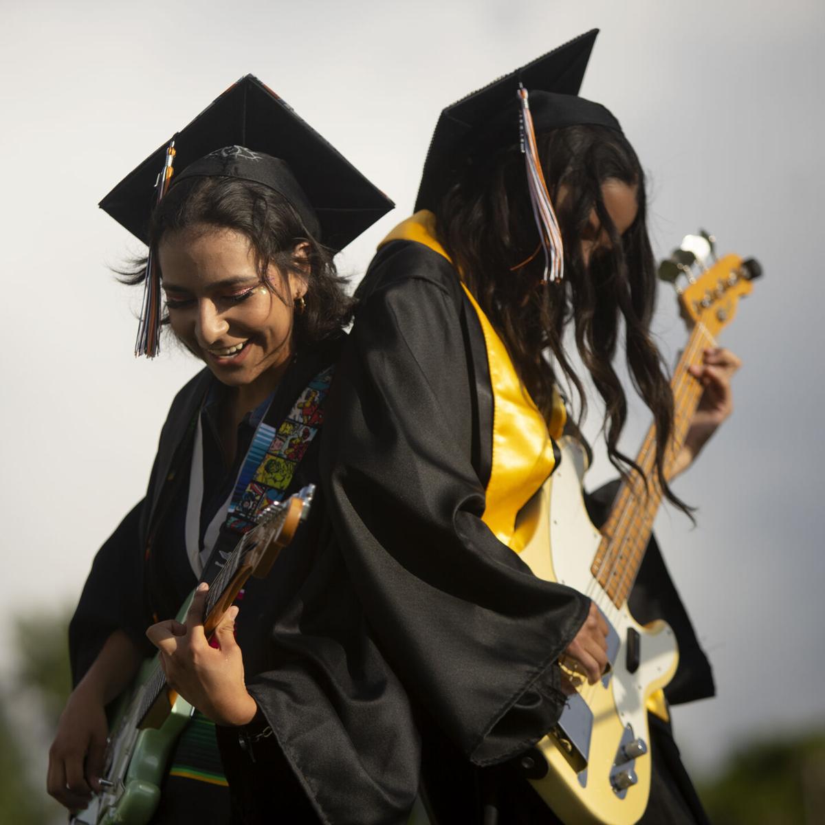 051921-fea-gjhsgrad03-ml
