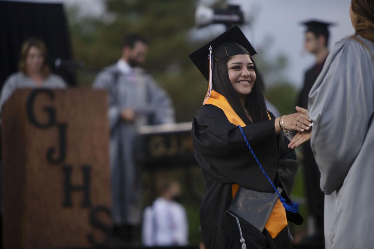 051921-fea-gjhsgrad28-ml
