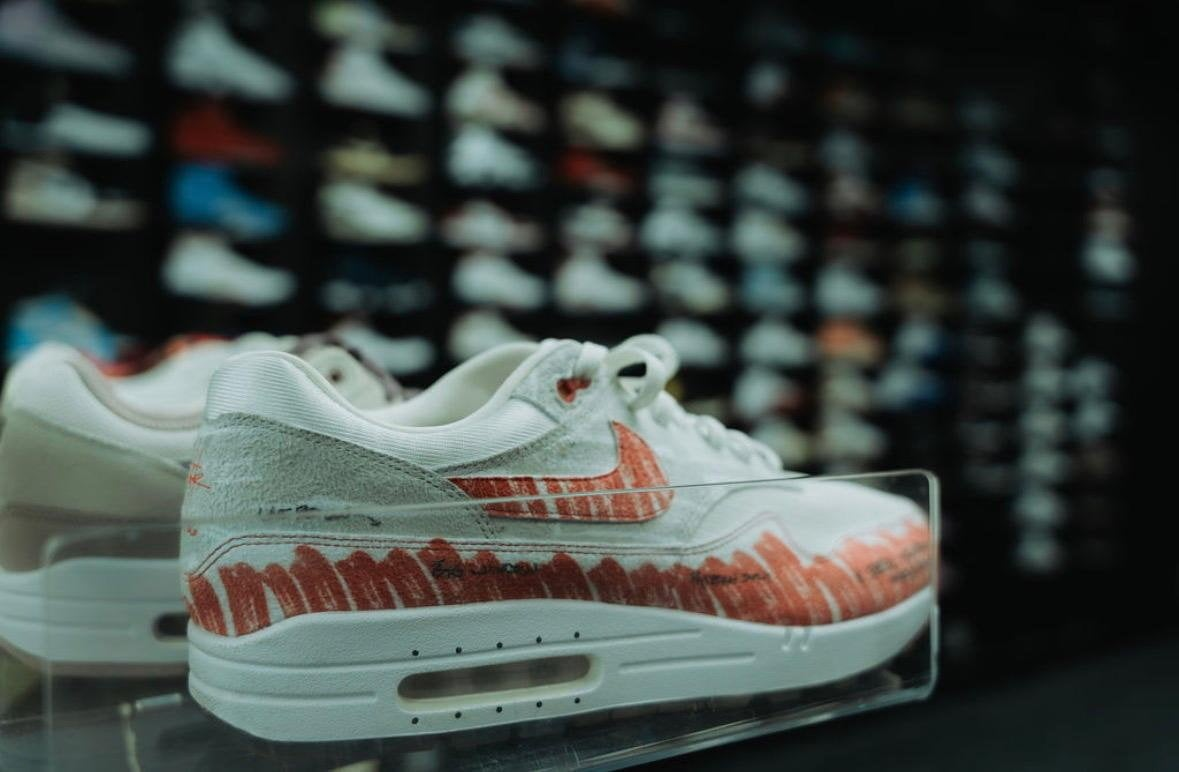 shoe carnival nike air force ones