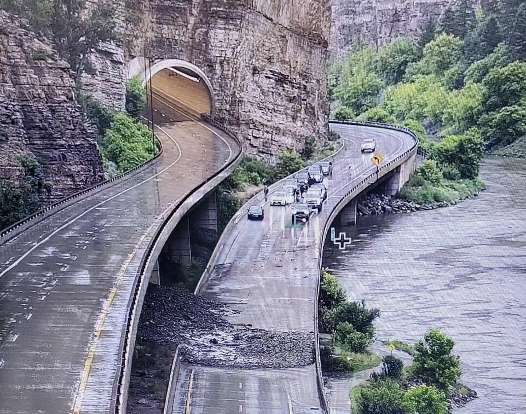 Mudslide closes Glenwood Canyon, again Breaking News