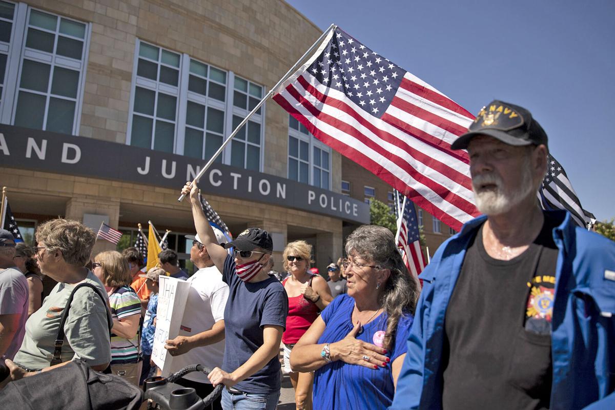 071820-news-bluelivesrally06-ml