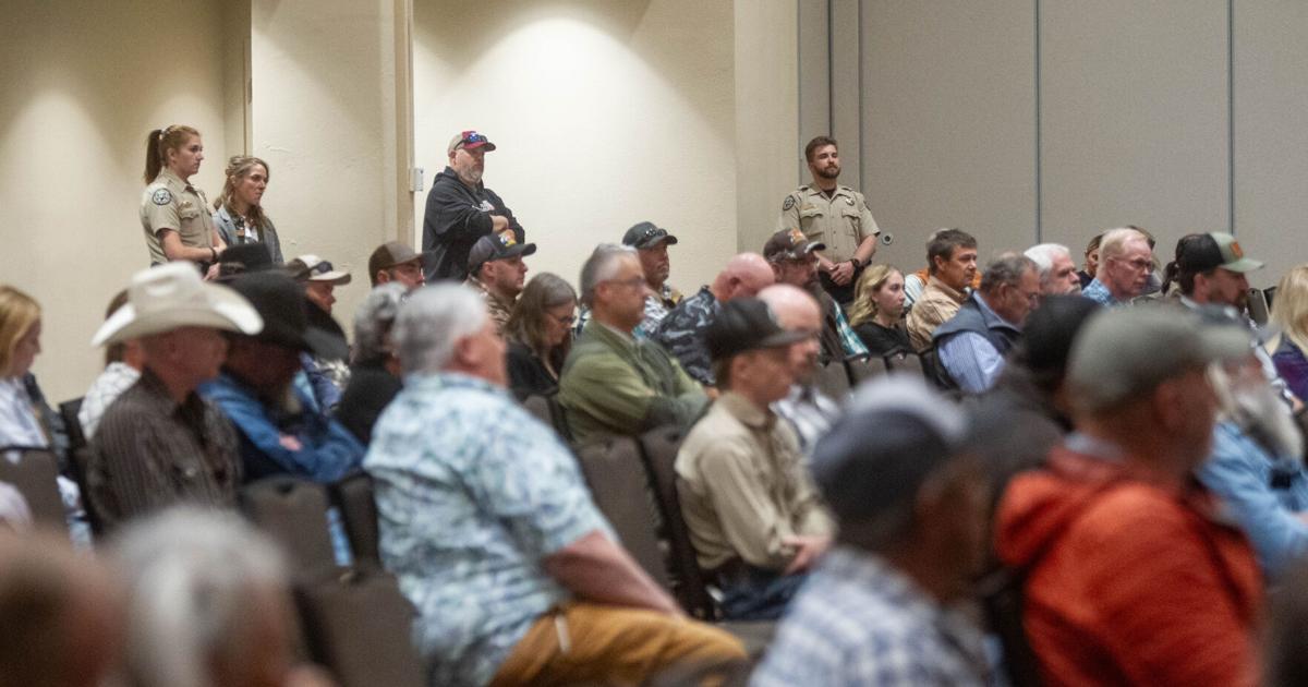 Fur ban the focus of many speakers during CPW public comments