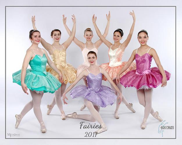 sleeping beauty fairies dress fight Woodland Fairy Costume Adult Green Dress Headpiece and Wings main image 0
