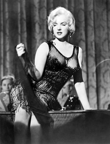 Slip on the 'zenith of elegance,' the little black dress | Lifestyle |  gjsentinel.com