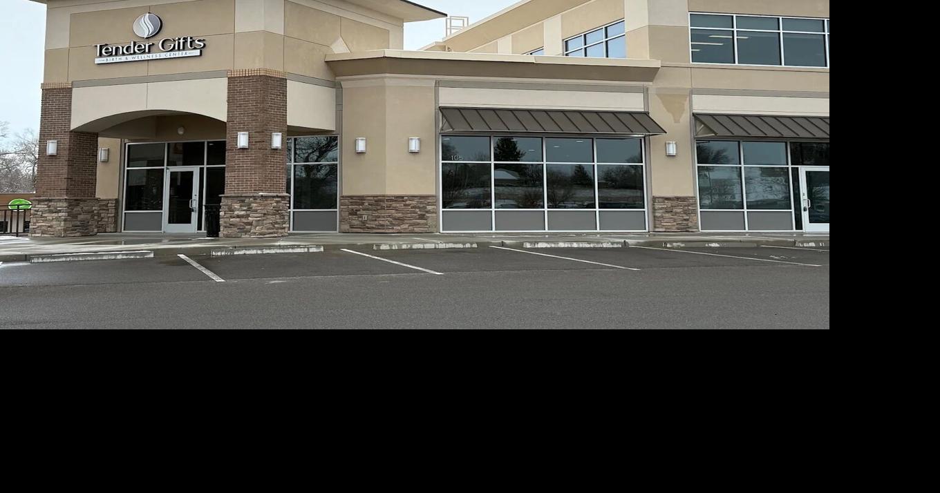 New birthing center debuts over a year after Bloomin' Babies closure