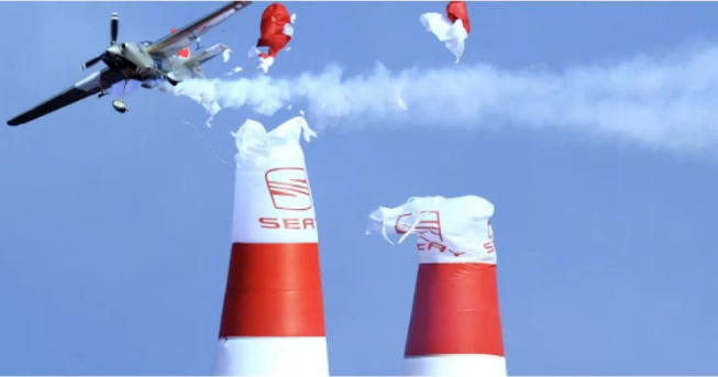 Sports commission, not council, to handle air race negotiations