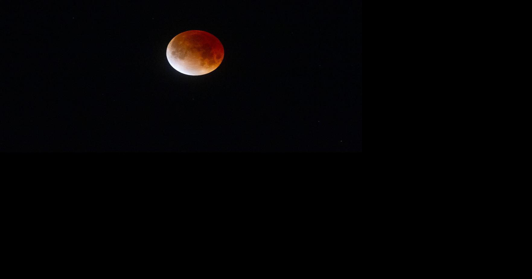 Lunar eclipse viewable in Mesa County tonight