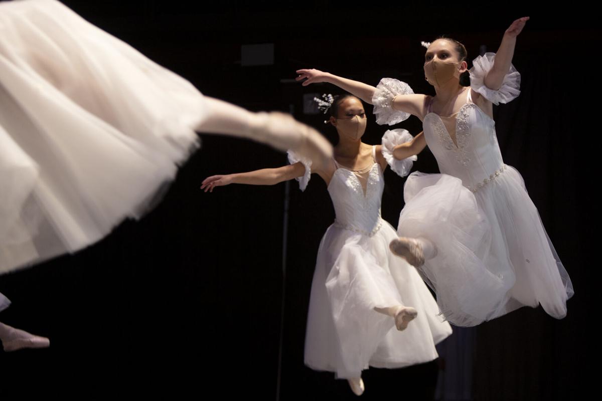 Absolute Dance's 'The Nutcracker'
