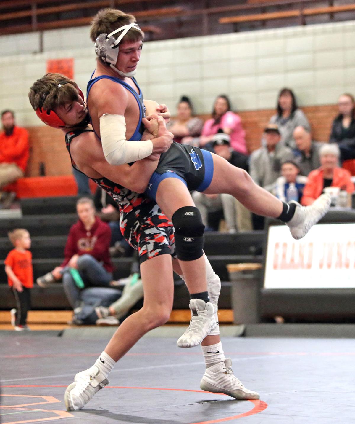 Western Slope Wrestlers Ready For Season Sports Gjsentinel Com
