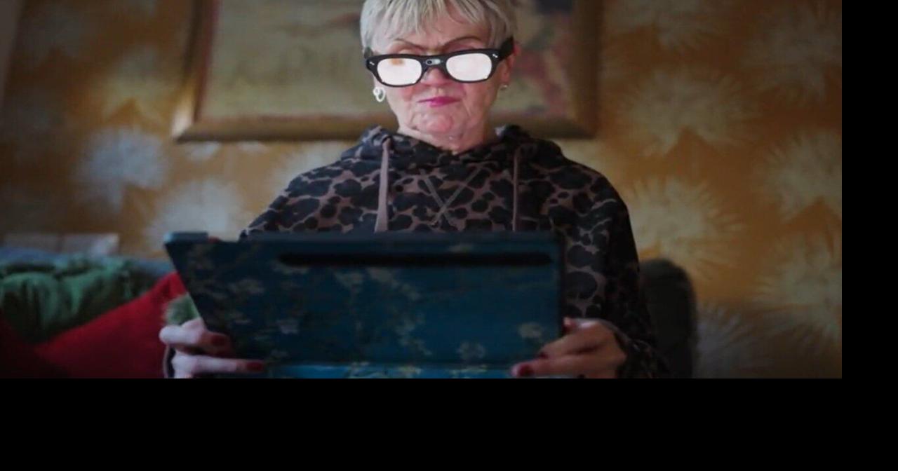 Game-Changing AI Glasses Could Help Dementia Patients Reclaim Their Independence