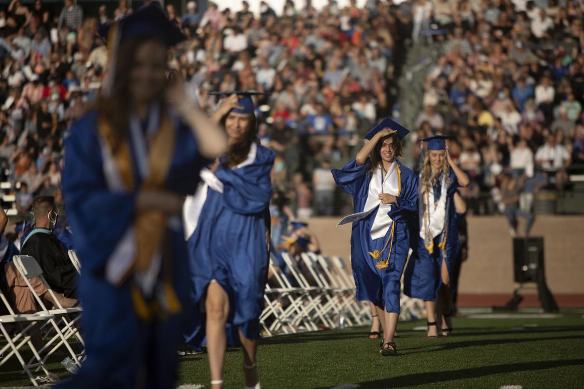 051821-fea-fmhsgrad24-ml