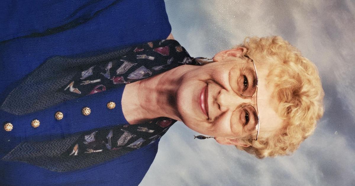 Loraine Berg Obituaries