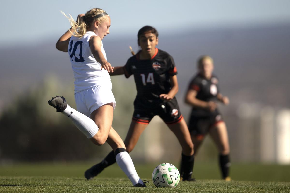 Fruita Monument Tops Gj In Girls Soccer Sports Gjsentinel Com