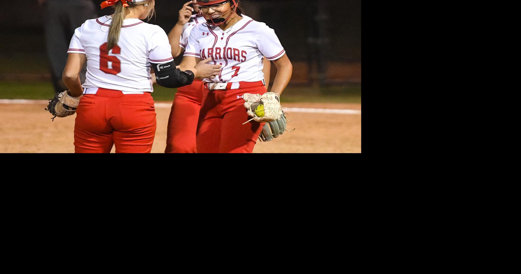 Four athletes from Central sign to play college sports