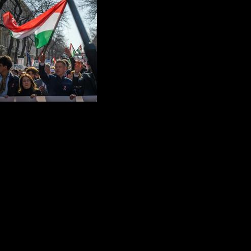 Vance hails Orban as 'model' for Europe in pre-election Hungary visit