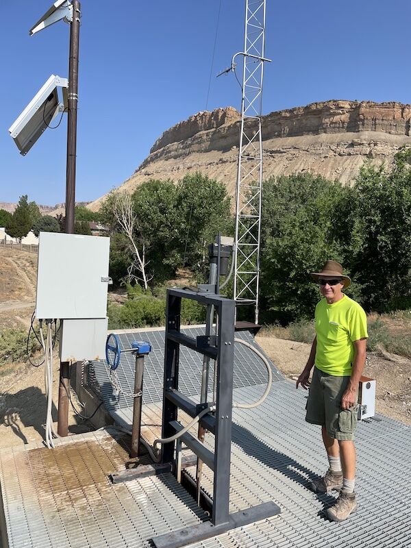 Modern technology meshes with centuryold irrigation systems Western