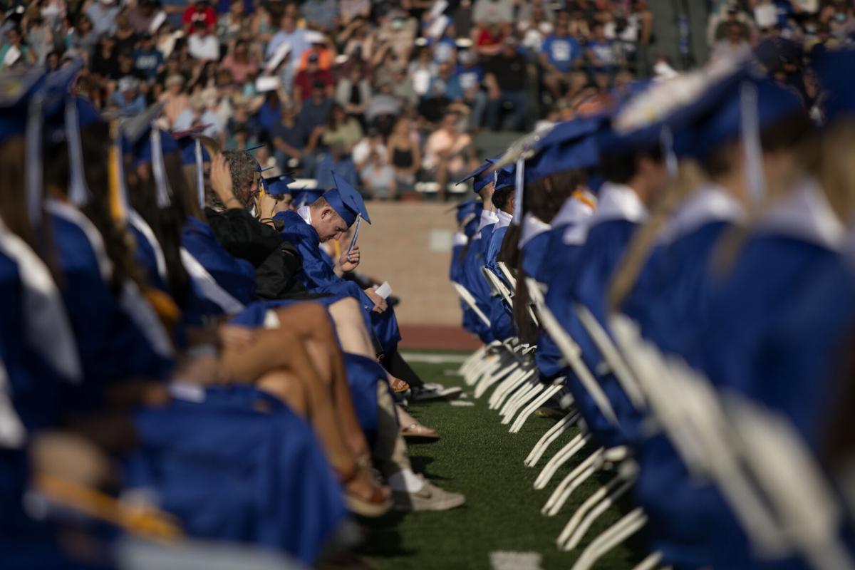 051821-fea-fmhsgrad14-ml