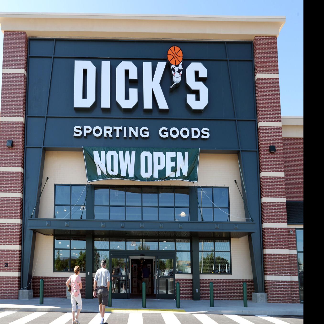 Dick's Sporting Goods opens at Mesa Mall