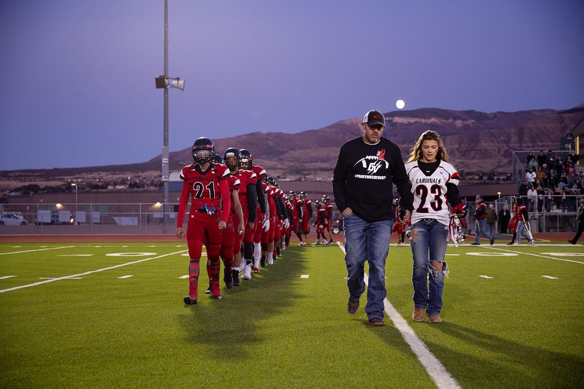 Parachute Rallies To Support Injured High School Football Player Western Colorado Gjsentinel Com