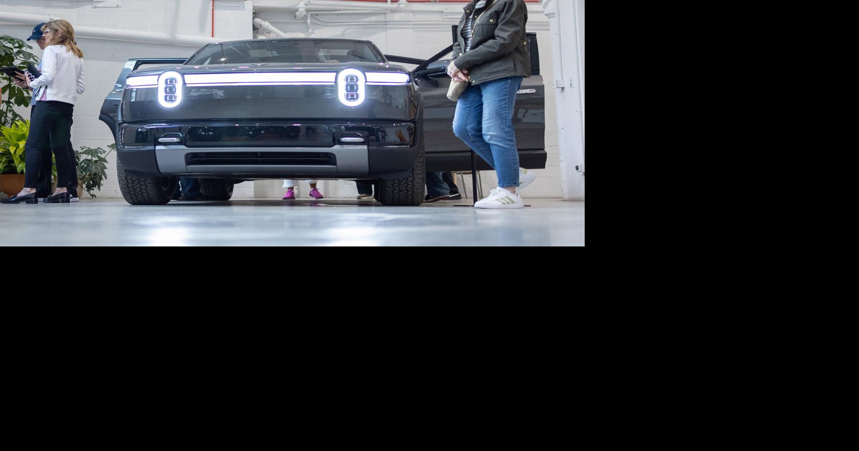 Rivian’s new midsize R2 SUV rolls into Chicago for weekend event as EV production launches in Illinois