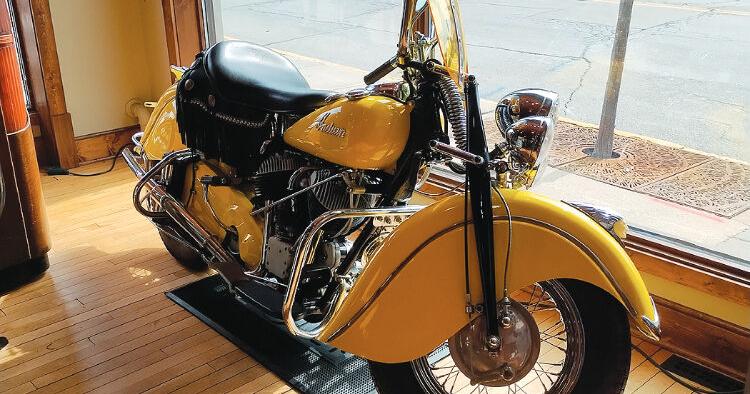 Discover Cedarburg’s Collector’s Weekend Treasures