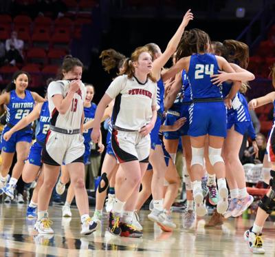 Pewaukee falls to Notre Dame in D2 girls basketball state championship - 01