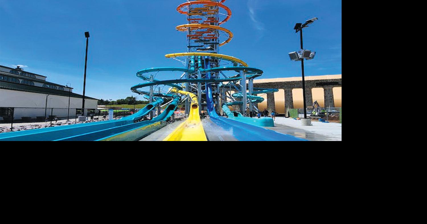 We rode America’s new tallest waterslide in Wisconsin Dells ... And it ...