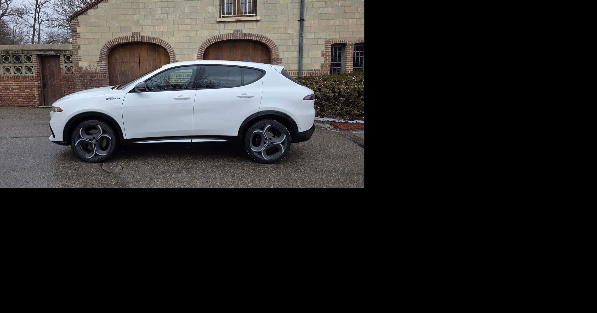 Auto review: Turbo Alfa Tonale proves less is more with Italian flair