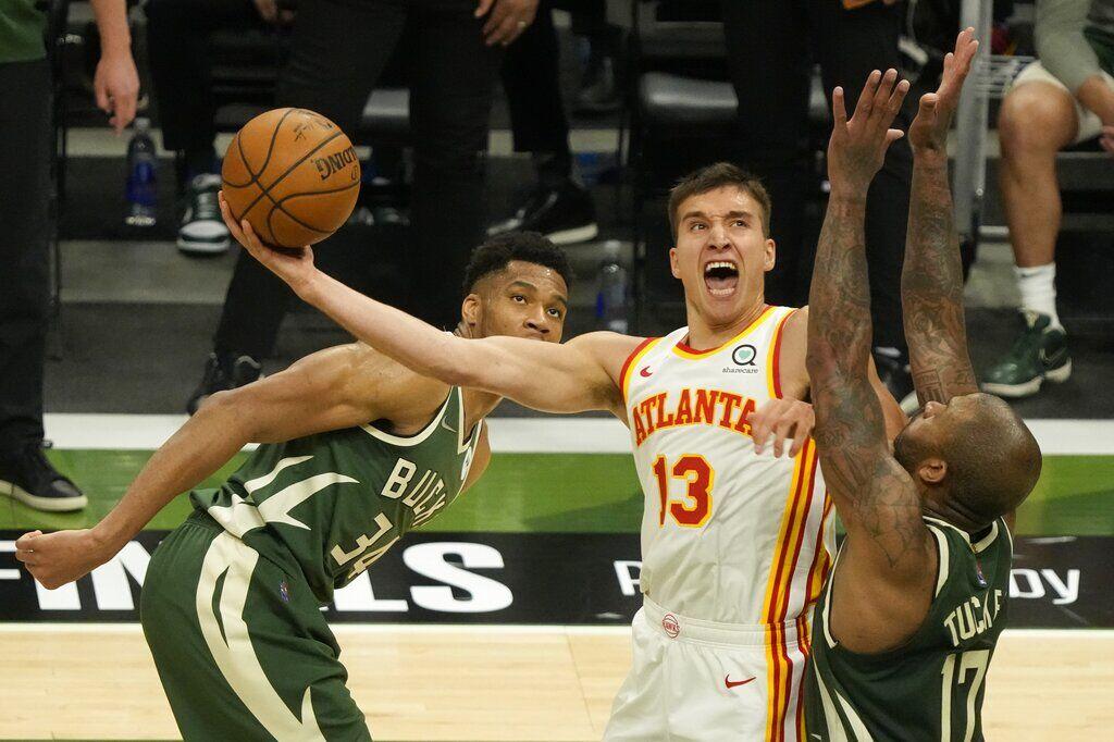 Trae Young drops 48 points, Hawks beat Bucks in Game 1 – The Durango Herald